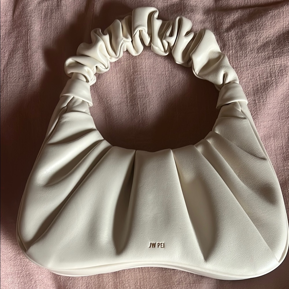 JW PEI White Women's Bag